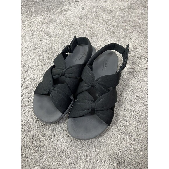 Clarks Cloud Steppers Sandals Womens 8M Arla Meg Strappy Black Open Toe Comfort - Picture 1 of 6